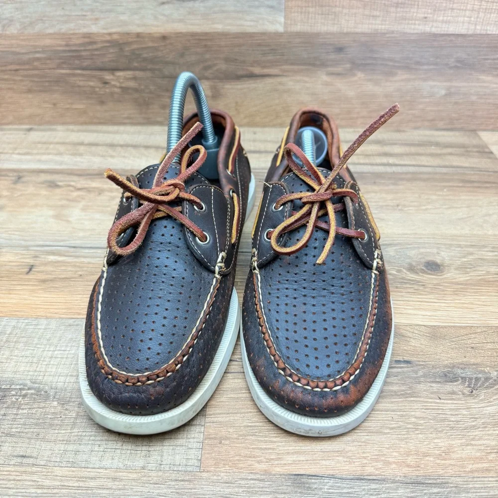 LL bean women size 8 Brown Leather Boat Shoes
